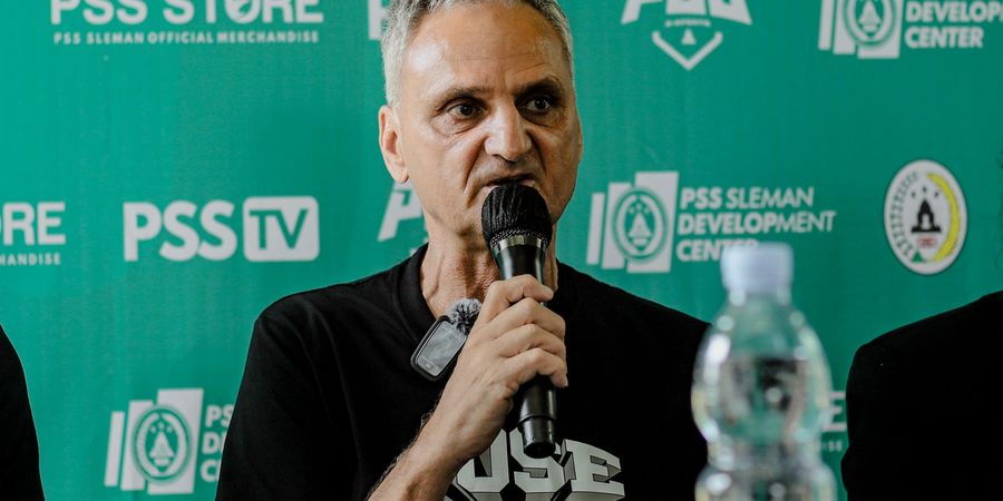 Marian Mihail Justru Anggap Kabar Baik Gelandang PSS Sleman Dikartu Merah Saat Lawan PSIS