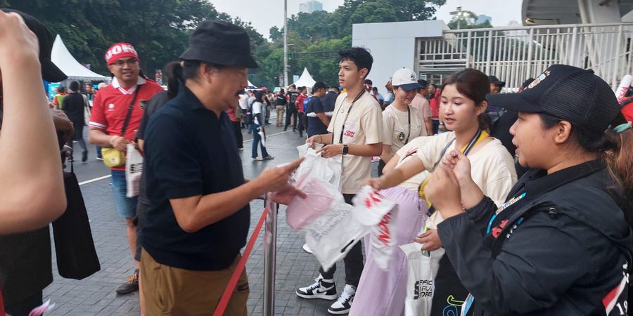 Bantu UMKM Bangkit Akibat Gagalnya Piala Dunia U-20, Garuda Store Bagi-bagi Merchandise