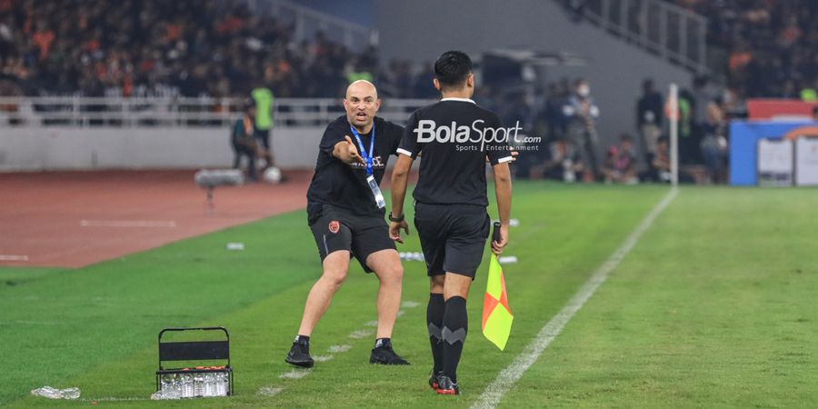 Kocak! Bernardo Tavares dan Yuran Fernandes Cabut Duluan Kejar Pesawat saat Laga Persik Vs PSM Dihentikan