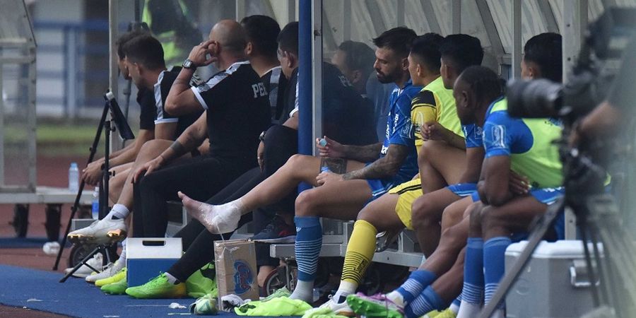 Tyronne del Pino Dikejar Waktu Sembuh, Luis Milla Rela Tunggu tapi Bos Persib Beri Deadline