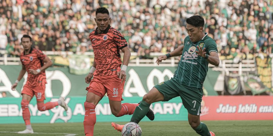 Komentar Paul Munster Usai Persebaya Putus Kontrak Song Ui-young di Tengah Kompetisi