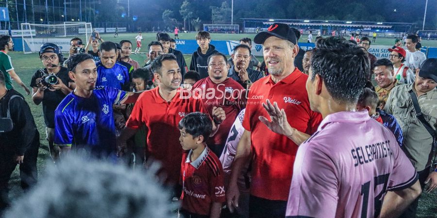 Peter Schmeichel di Mata Darius Sinathrya: Dia Sangat Tenang