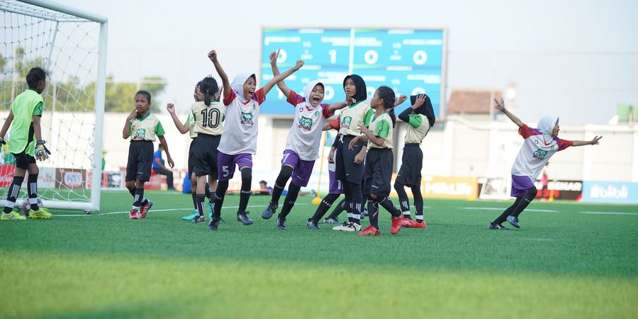 Sebanyak 2.100 Siswi SD dan MI Ramaikan Kompetisi Sepak Bola Putri MilkLife Soccer Challenge