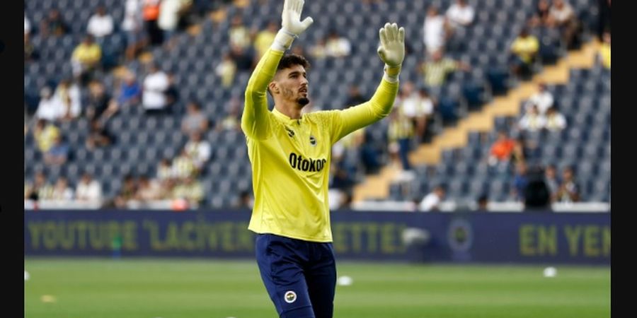 Langsung Catatkan Sejarah, Petinggi Man United Ungkap Alasan Perekrutan Altay Bayindir