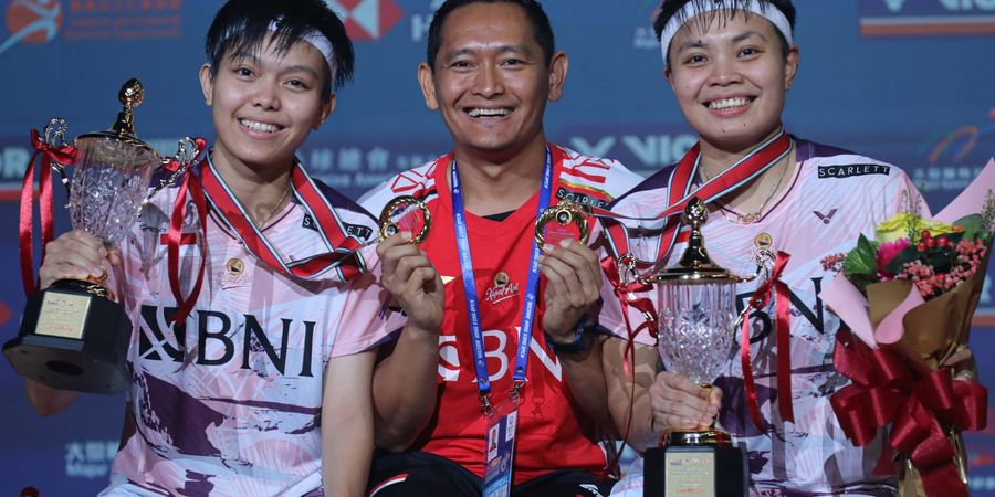 Rekap Hong Kong Open 2023 - Apriyani/Fadia dan Jonatan Christie Full Senyum, Indonesia Juara Umum