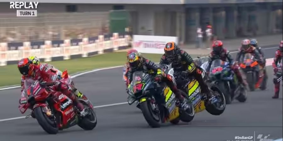 Hasil Sprint MotoGP India 2023 - Marc Marquez Podium, Marco Bezzecchi Diseruduk Adik Valentino Rossi