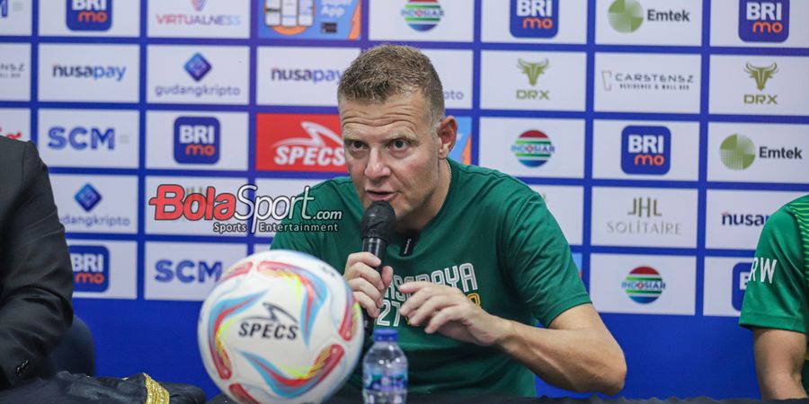 Pelatih Persebaya Ungkap Alasan Sulap Song Ui-young Jadi Bek