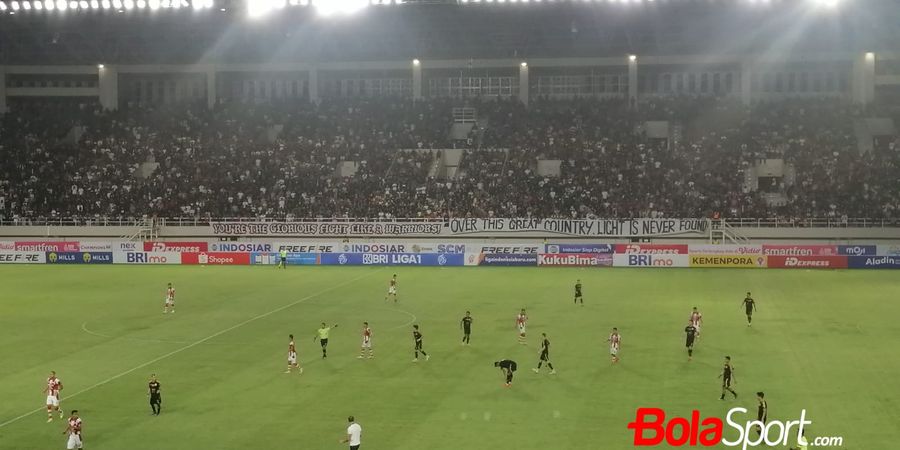 Hasil Liga 1 - Diwarnai Banjir Kartu dari Saku Wasit, Duel Seru Persis Solo Vs Persija Jakarta Berakhir Imbang