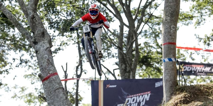 Taklukan Ternadi Bike Park Kudus, Rendy Sanjaya Raih Gelar Juara Indonesian Downhill 2023