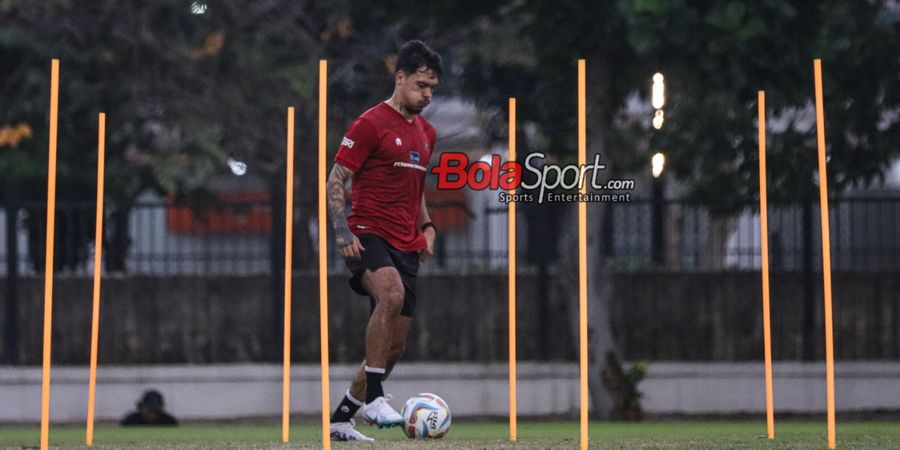 Kesan Shayne Pattynama Kembali ke Timnas Indonesia usai Temani Sang Ibu yang Sakit