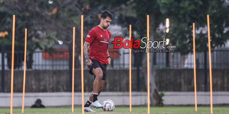 Sempat Jalani Debut Menyedihkan, Shayne Pattynama Janji Beri Kemenangan untuk Timnas Indonesia saat Bersua Brunei