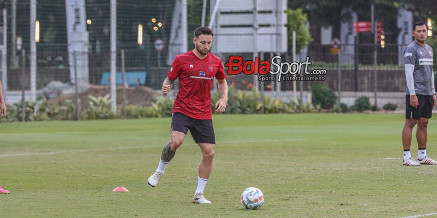 Ajak Gabung ke Persib, Marc Klok Bongkar Wiljan Pluim Sudah Dapat Klub Baru usai Dipecat PSM