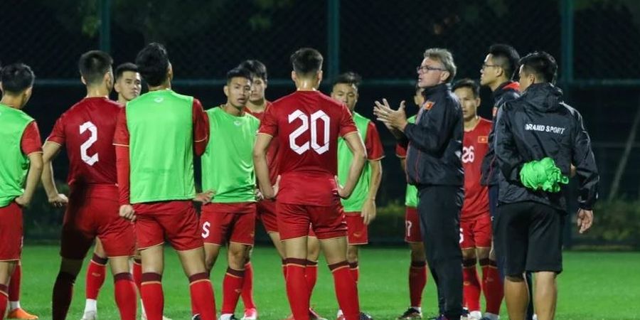 Timnas Vietnam Tiba-tiba Dapat Masalah Jelang FIFA Matchday, Philippe Troussier Terpaksa Ambil Tindakan