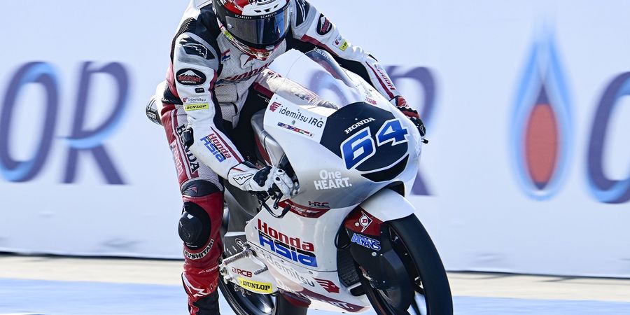 Hasil Moto3 Thailand 2023 - Pembalap Indonesia Mario Aji Tidak Ikut Pesta Tim dan Drama Persaingan Gelar karena Insiden Horor