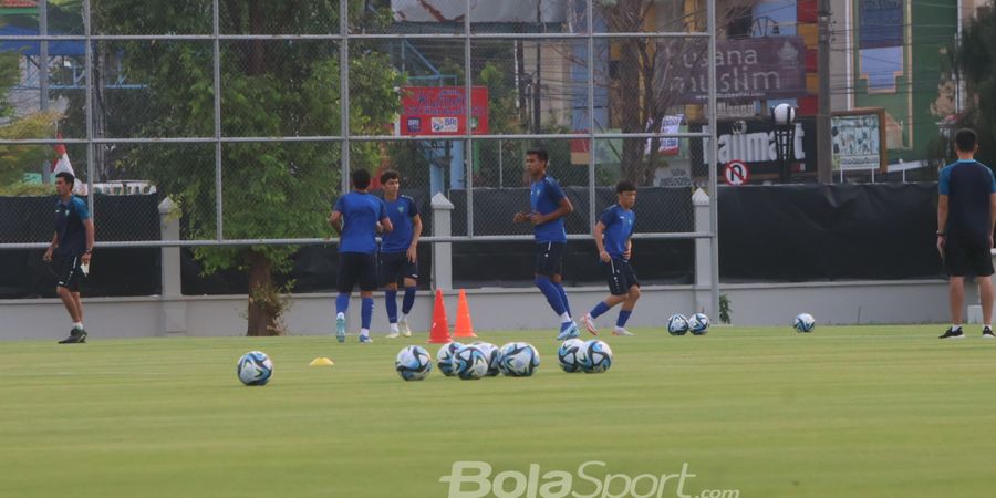 Piala Dunia U-17 2023 - Timnas U-17 Uzbekistan Langsung Gelar Sesi Latihan Terbuka Usai Tiba di Kota Solo