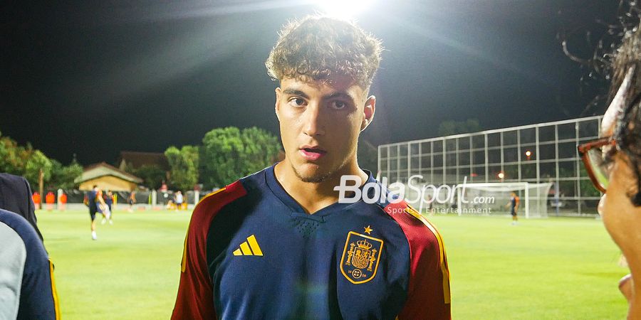 Piala Dunia U-17 2023 - Wonderkid Barcelona Merasa Terhormat Usai Disebut Sebagai Titisan Sergio Busquets