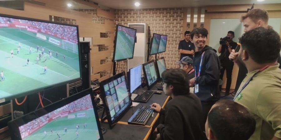 VAR di Liga 1 2023/2-24 Semakin Siap, PT LIB Matangkan Replay Operator