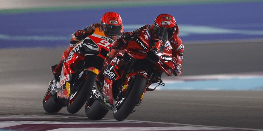 Hasil Practice MotoGP Qatar 2023 - Martin Frustrasi Saat Bagnaia Kasih Jempol, Marquez pun Pilih Nomor 1 untuk Towing karena Lebih Meyakinkan