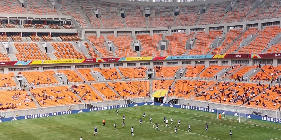 Piala Dunia U-17 2023 - Pertandingan Babak 16 Besar Antara Inggris Vs Uzbekistan di JIS Sepi Penonton