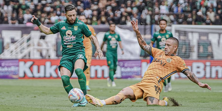 Hasil Liga 1 - Diwarnai Dua Kartu Merah, Persebaya Akhiri Puasa Kemenangan Usai Taklukkan Bhayangkara FC