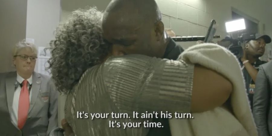 SEJARAH HARI INI - Kamaru Usman Juara UFC, Langsung Minta Maaf ke Ibu Lawan