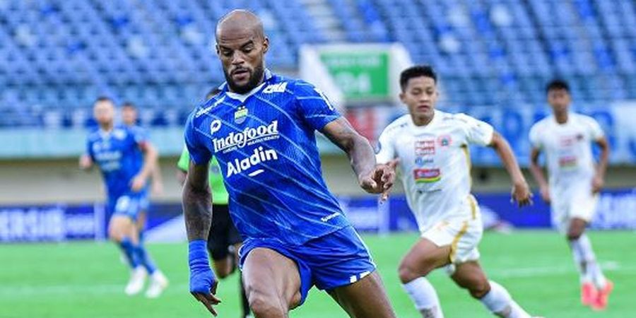 Kembali Berlatih, David da Silva Tutup Mulut Saat Ditanya Masalahnya dengan Persib Bandung