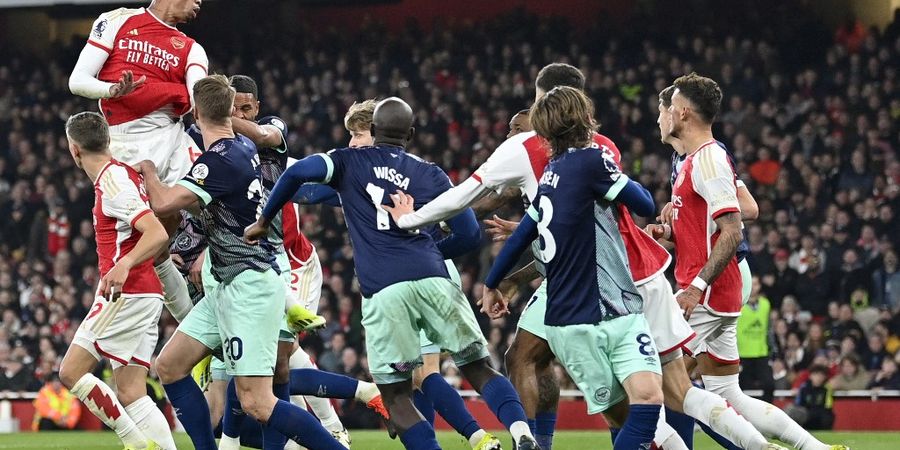 Hasil Liga Inggris - Berkat 2 Gol Tandukan, Arsenal Geser Liverpool dari Puncak