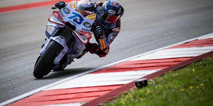 Tak Seperti Marc Marquez, Motor Ducati Bikin Adiknya Kerepotan