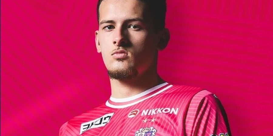 Bantu Bikin Gol Penting, Justin Hubner Dapat Balasan Tak Terduga dari Fan Cerezo Osaka