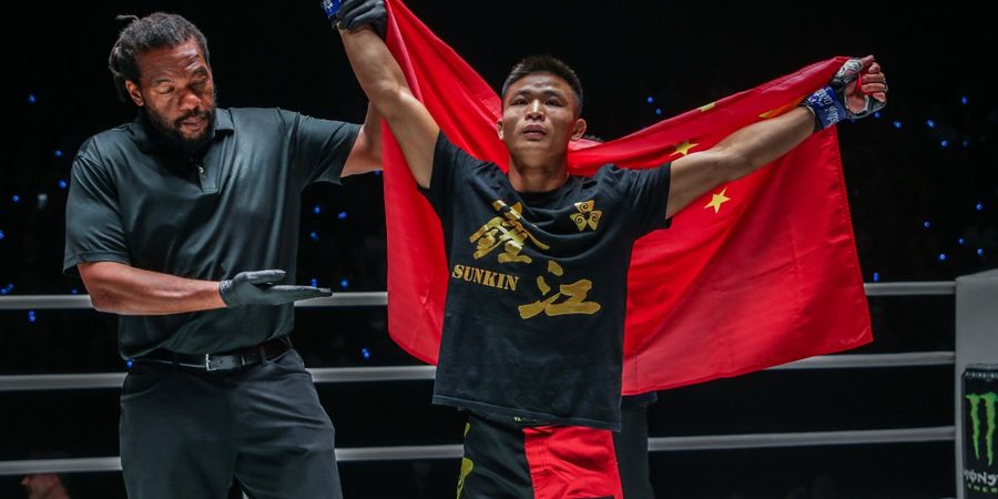 ONE Championship - Usai Taklukkan Eko Roni Saputra, Hu Yong Siapkan Pukulan Api bagi Reece McLaren