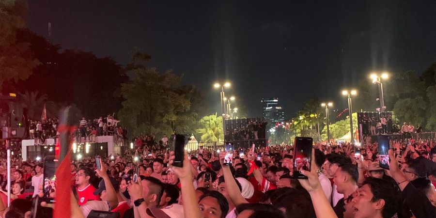 Ada yang Sampai Naik Pagar, Ribuan Suporter Padati Nobar Timnas U-23 Indonesia Kontra Uzbekistan di SUGBK