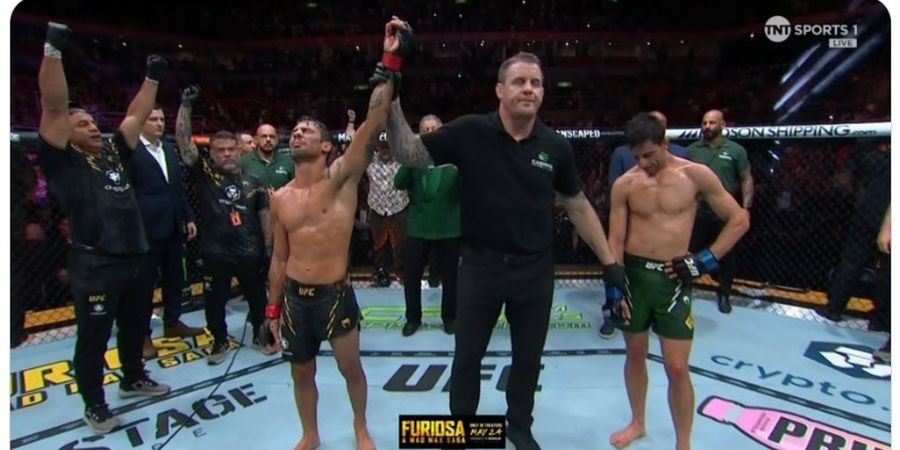 Hasil UFC 301 - Lewat Laga Berdarah, Alexandre Pantoja Masih Jadi Raja Kelas Terbang
