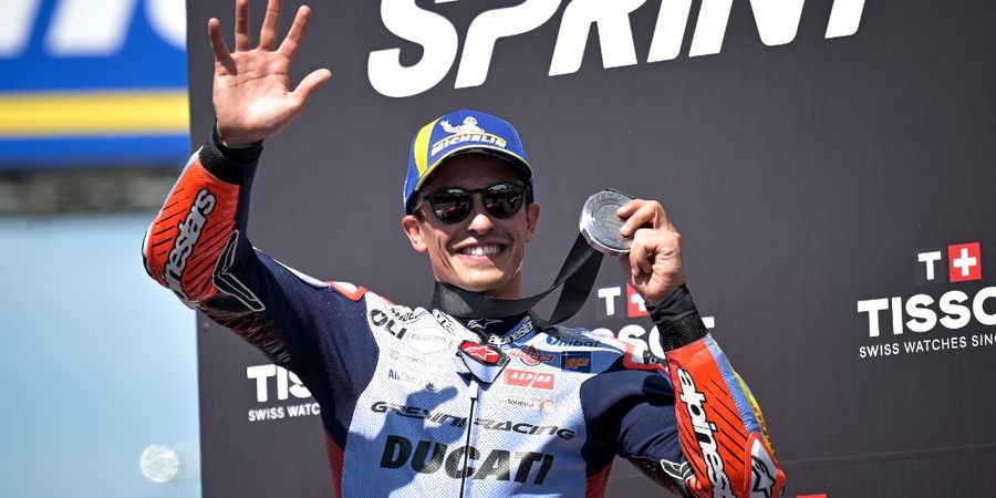 1 Frasa Jorge Lorenzo untuk Marc Marquez Bikin Nasib Musuh Bebuyutan Murid Valentino Rossi Runyam