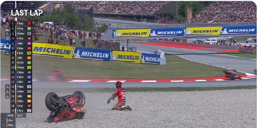 Hasil Sprint Race MotoGP Catalunya 2024 - Hari Sialnya Pimpinan Balapan, Francesco Bagnaia Ikut Kena Apes