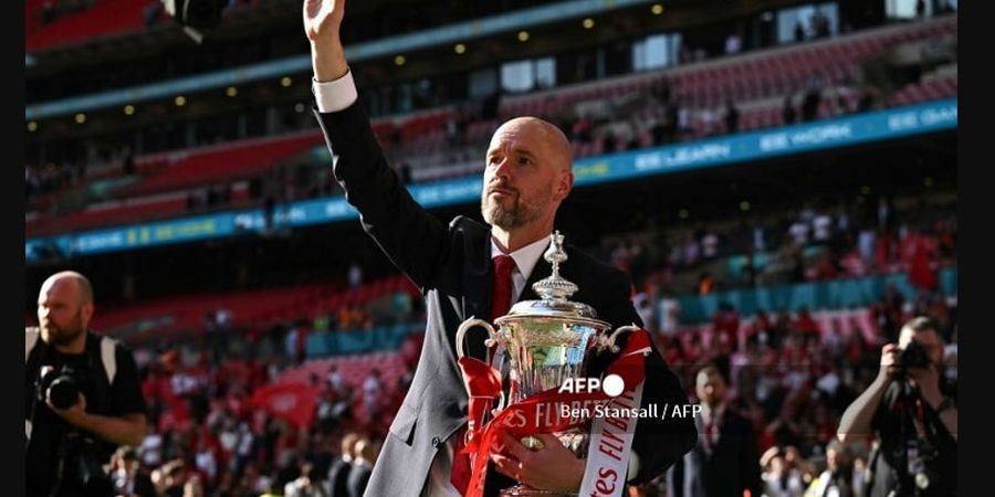 Erik ten Hag Angkat Bicara soal Masa Depannya Usai Bawa Man United Juara Piala FA