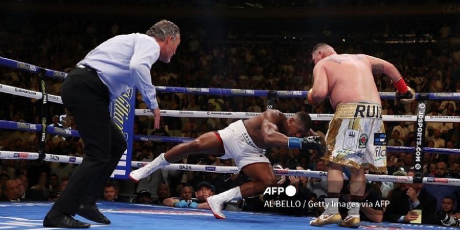 SEJARAH HARI INI - Video Mike Tyson Dicontek, Kejutan Terbesar Ke-2 di Jagat Tinju Terjadi