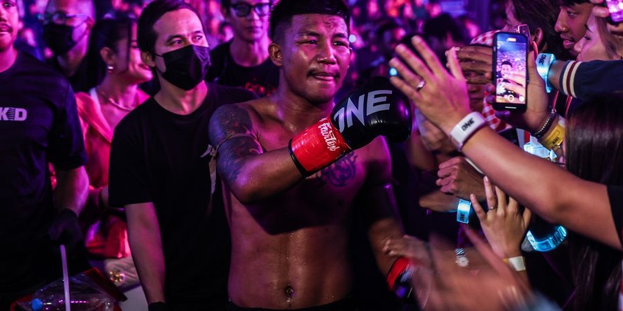 ONE Championship - Dari Cibiran hingga Jadi Kawan, Kisah Sepak Bola yang Menyatukan Rodtang dan Denis Puric