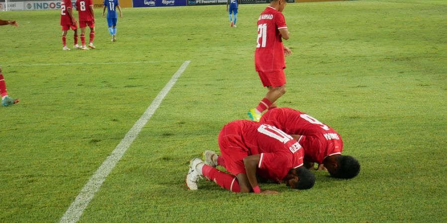 ASEAN Cup U-16 2024 - Menang Telak atas Singapura, Aksi Kiper Tepis Penalti Ubah Arah Laga Untuk Timnas U-16 Indonesia