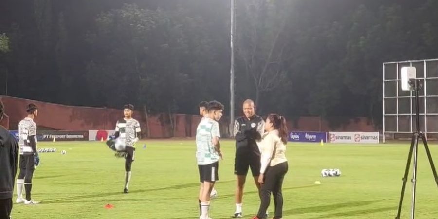 Nova Arianto Adakan Sesi Khusus dengan Matt Baker, Indonesia Punya Orang Dalam Sepak Bola Australia