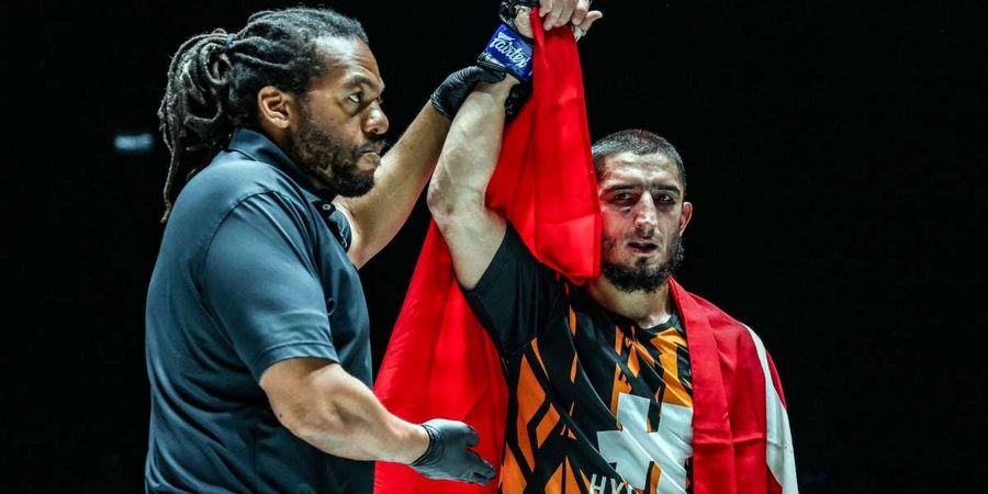 ONE Championship - Akui Lalai di Tes Hidrasi, Alibeg Rasulov Tetap Pede Tantang Christian Lee