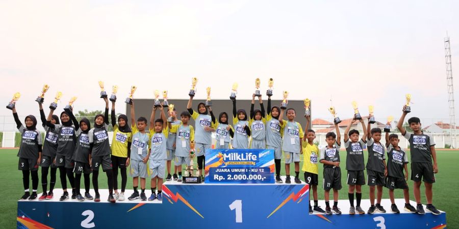 MI NU Baitul Mukminin dan SD 4 Jekulo Raih Gelar Juara Umum MilkLife Athletics Challenge 2024