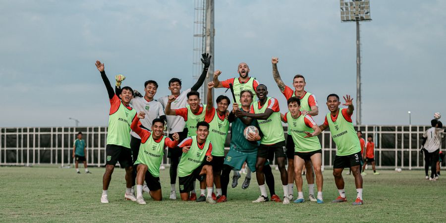 Cara Paul Munster Agar Pemain Persebaya Bisa Relaksasi di Tengah Latihan dengan Instensitas Tinggi