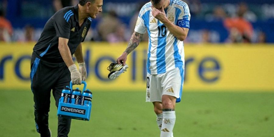 Pamer Foto Liburan, Kondisi Kaki Messi Bikin Netizen Khawatir