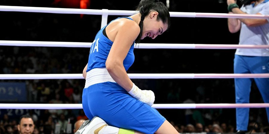 Kontroversi Tinju Putri Olimpiade Paris 2024 - Tangisan Atlet Italia Pecah di Ring Usai Tak Kuat Dipukul Musuhnya yang Diduga Laki-laki