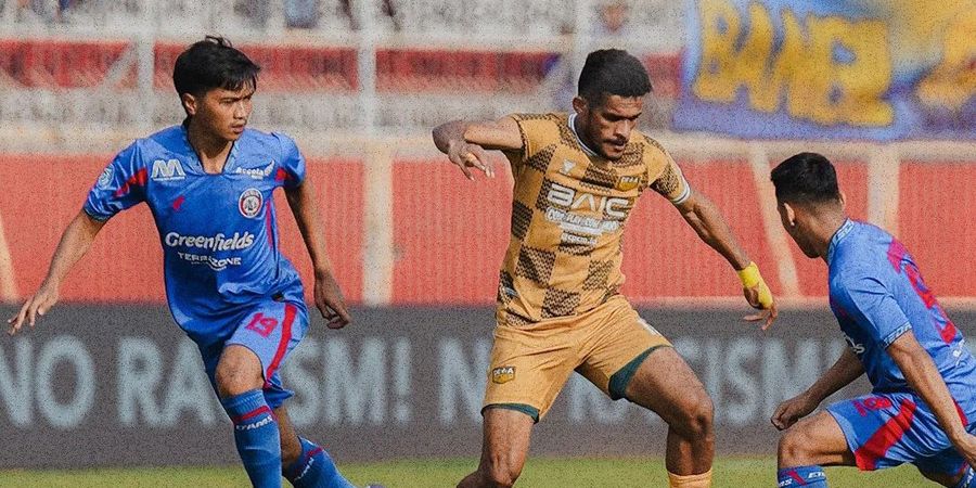 Klub-klub Liga 1 2024/2025 Protes Kandang Arema FC Banyak Rumah Cacing, Lapangannya Langsung Renovasi Besar-besaran