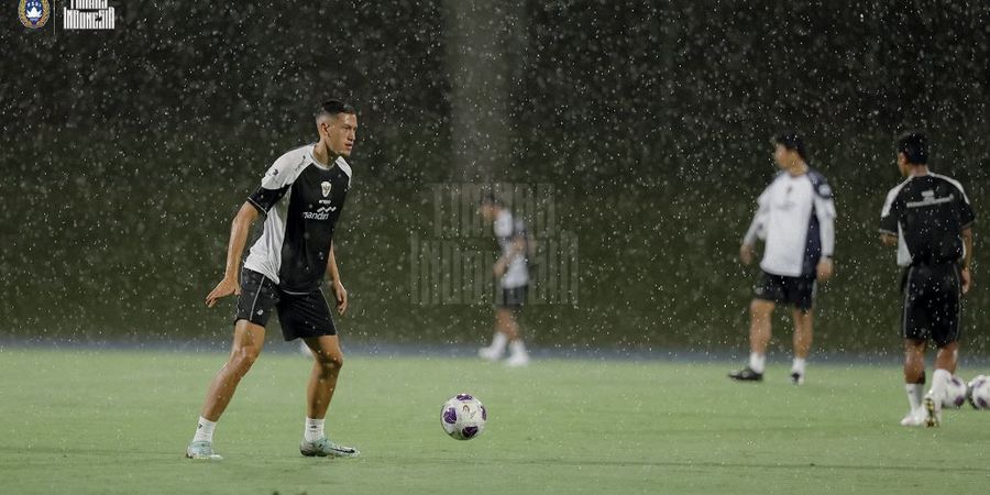 Di Luar Prediksi, Hujan Badai Warnai Latihan Timnas Indonesia di Arab Saudi