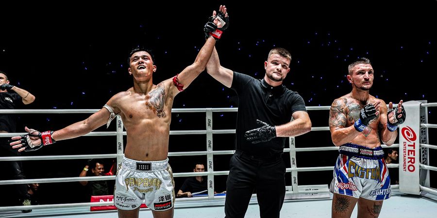 ONE Championship - Raih Kemenangan dalam Aksi Comeback, Panpayak Kasih Kode Tarung Lagi di Bulan Desember