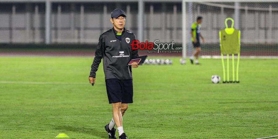 Media Vietnam Sebut Shin Tae-yong Punya Langkah Aneh Jelang ASEAN Cup 2024