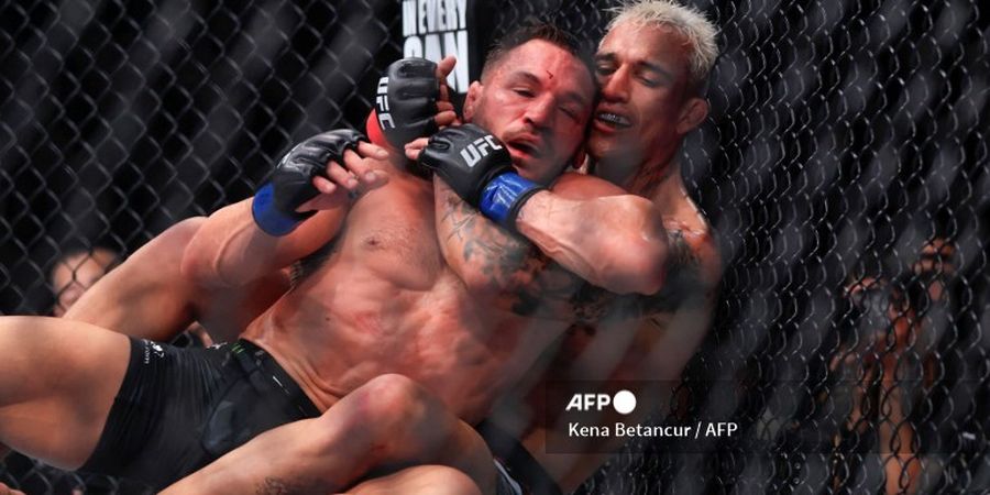 UFC 309 - Beri Pertunjukkan 5 Ronde, Charles Oliveira Menyala-nyala Tatap Pertandingan Gelar Lagi