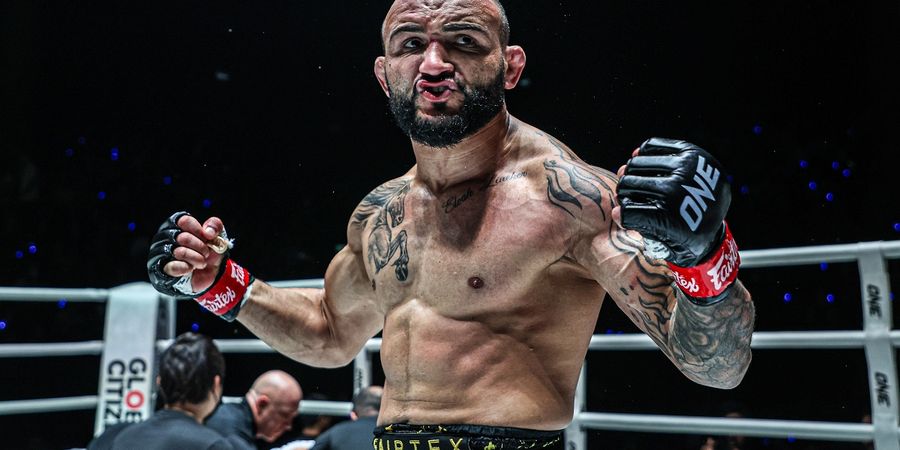 ONE Championship - Tangan Batu John Lineker Akan Beradu dengan Pemilik Pukulan Meteor di ONE Fight Night 27